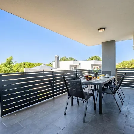 Domus Alba Apartamento Pula