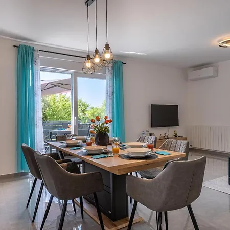 Apartamento Domus Alba *