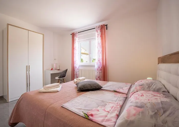 Apartment Domus Alba *