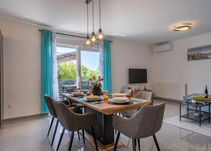 Apartment Domus Alba *